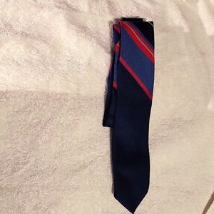Vintage Oscar Dela Renta necktie